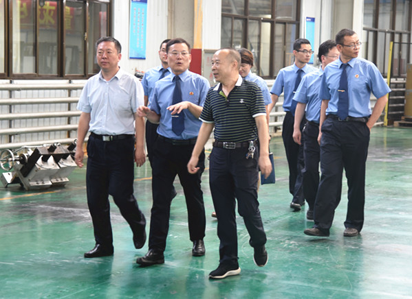 Changzhi City Procuratorate Deputy Attorney General Wangdongxu investigates judicial work in the Rishengda Group
